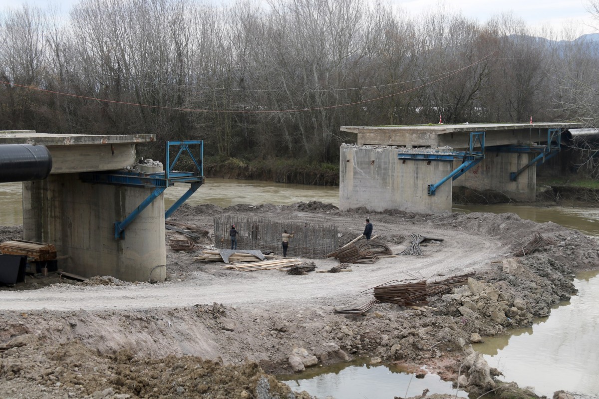 Yılların sorunu bitiyor: Mollaköy Köprüsü yeniden yükseliyor