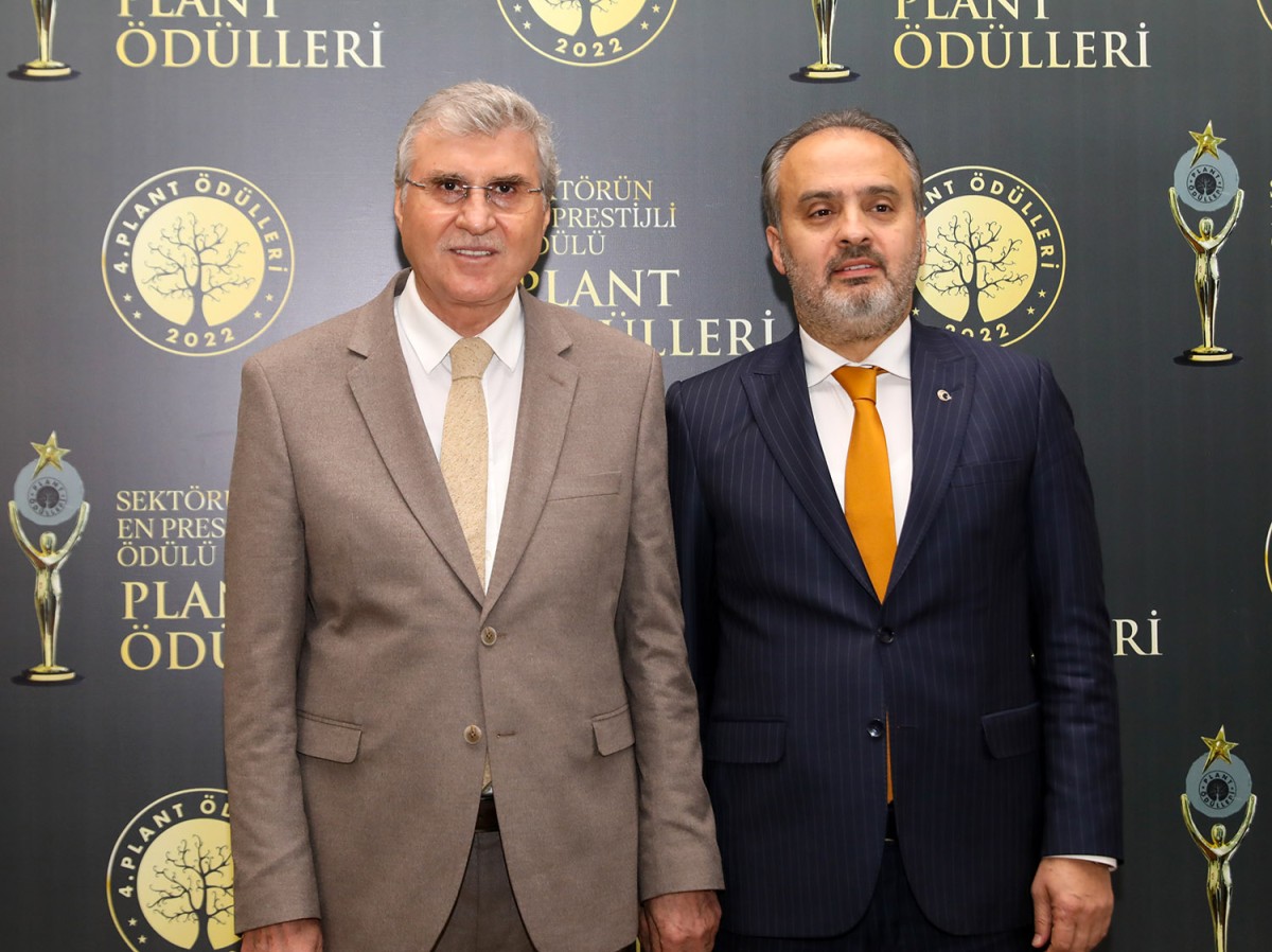 Bursa Büyükşehir Belediye Başkanı Alinur Aktaş 4. Plant Ödülleri programına katıldı.