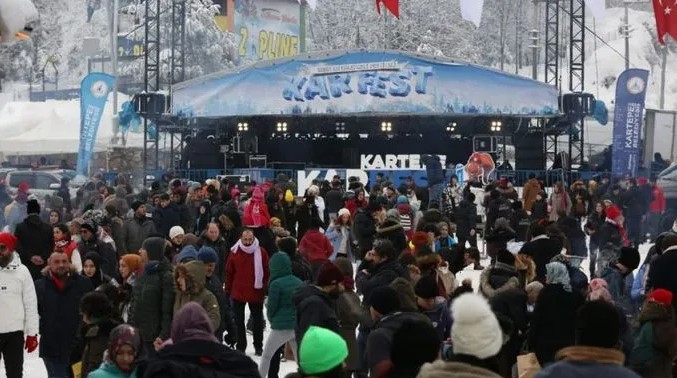 Kartepe Kış Festivali yoğun katılımla başladı