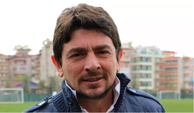 Sakaryaspor eski oyuncusu Taner Savut son yolculuğuna uğurlandı
