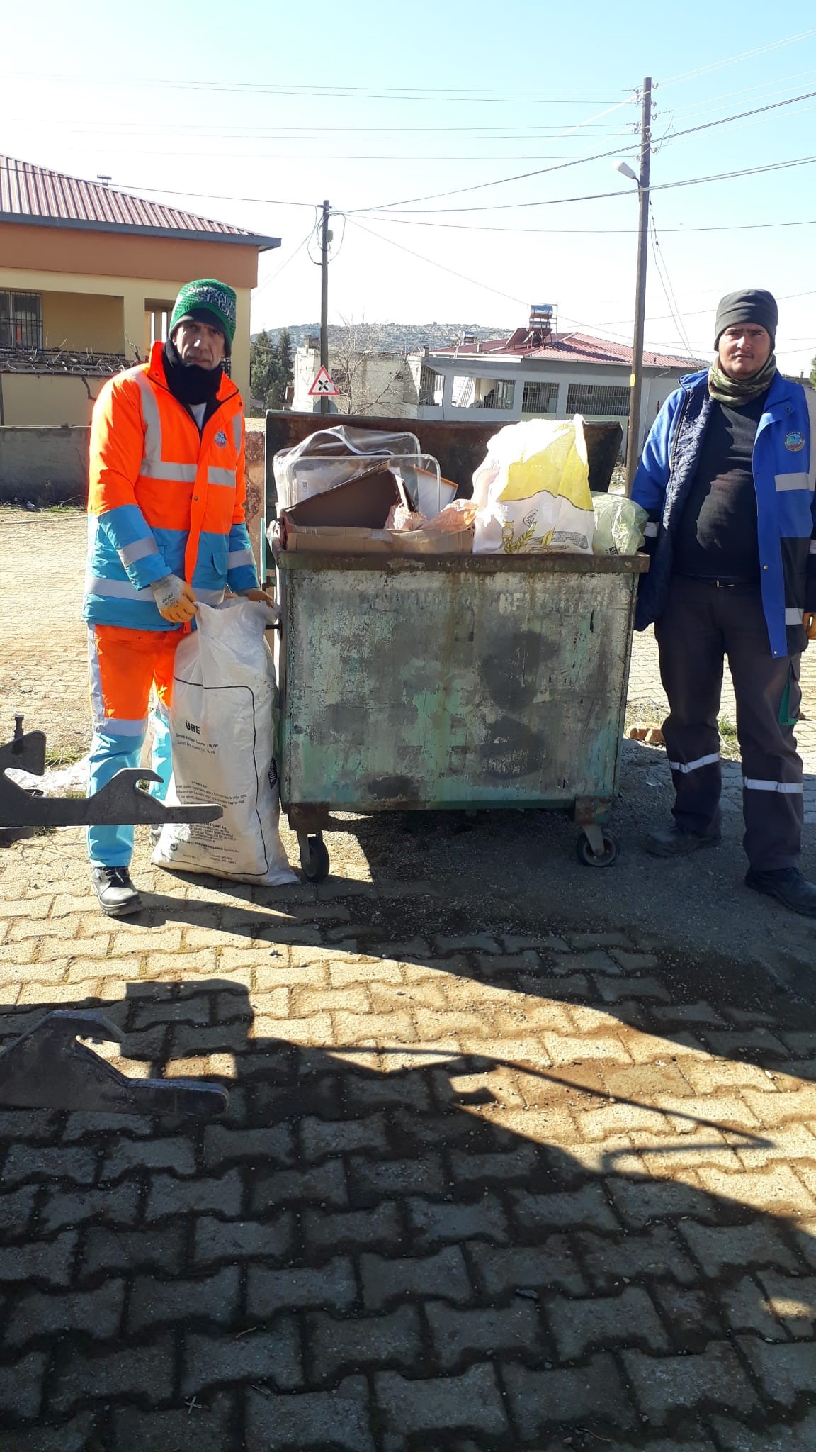 Serdivan Belediyesi temizlik işleri deprem bölgesinde
