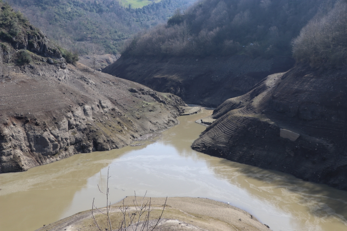 Kocaeli'deki Yuvacık Barajı'nın su seviyesi yüzde 27 ölçüldü