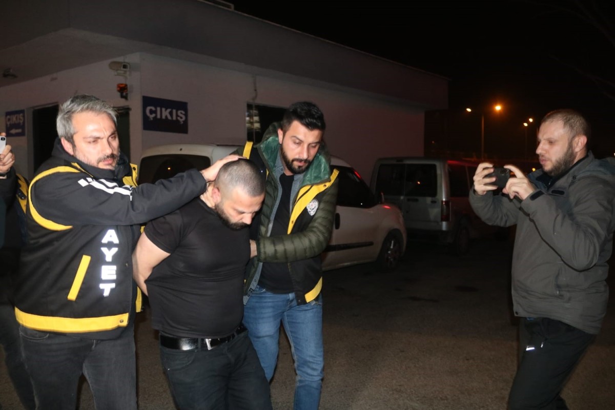 2 kişiyi öldürdü, cesetlerden biri ile İstanbul’da yakalandı
