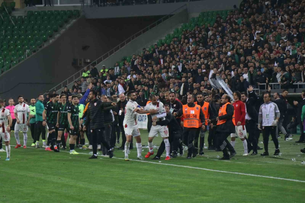 Sakaryaspor - Samsunspor maçı PFDK’ya sevk edildi
