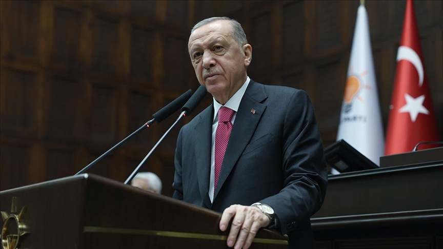 Cumhurbaşkanı Erdoğan'ın üniversitesi diplomasını paylaşıldı