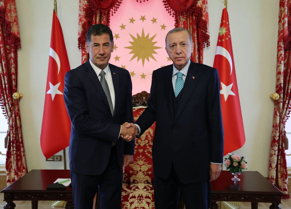 Cumhurbaşkanı Erdoğan, Sinan Oğan ile bir araya geldi