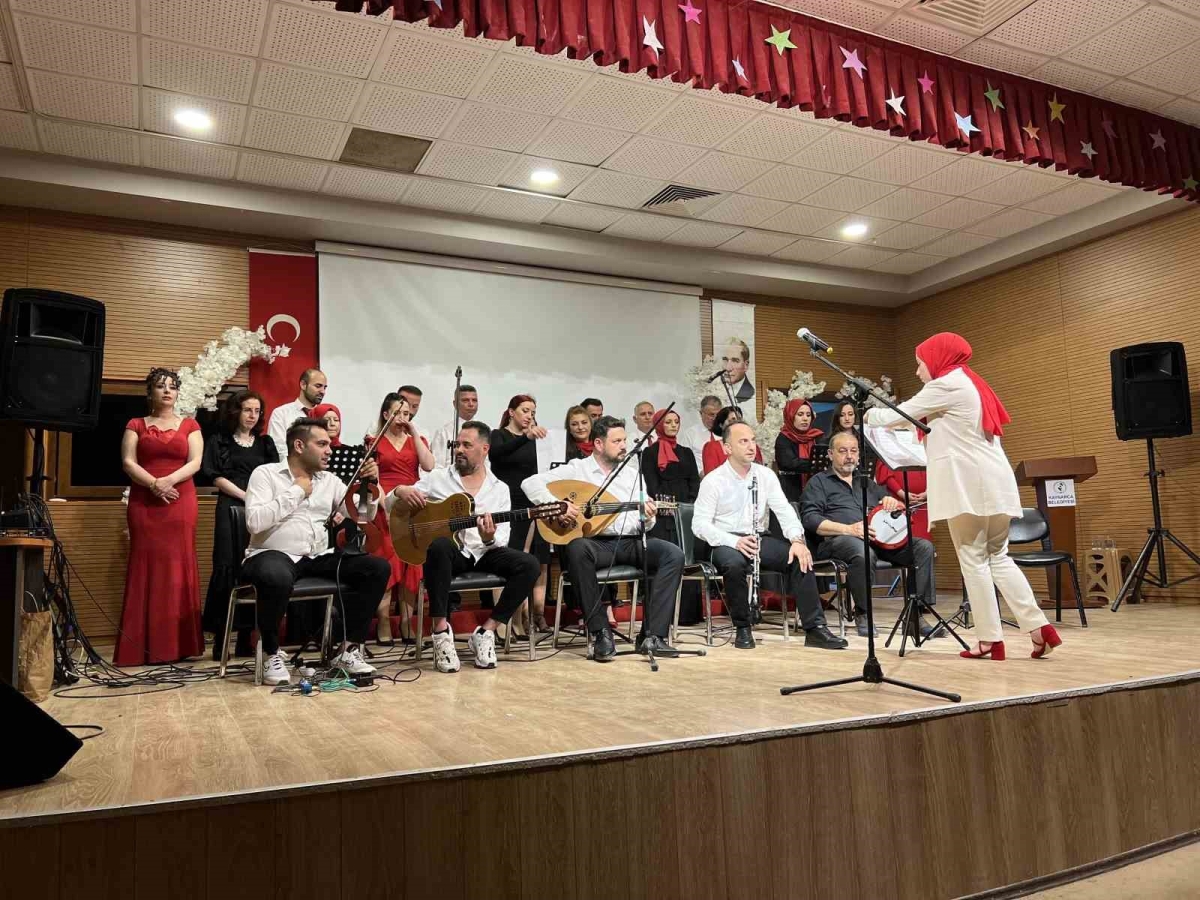 ‘Şarkılar Bizi Söyler Biz de Şarkı Söyleriz’ projesi Kaynarca’da hayat buldu
