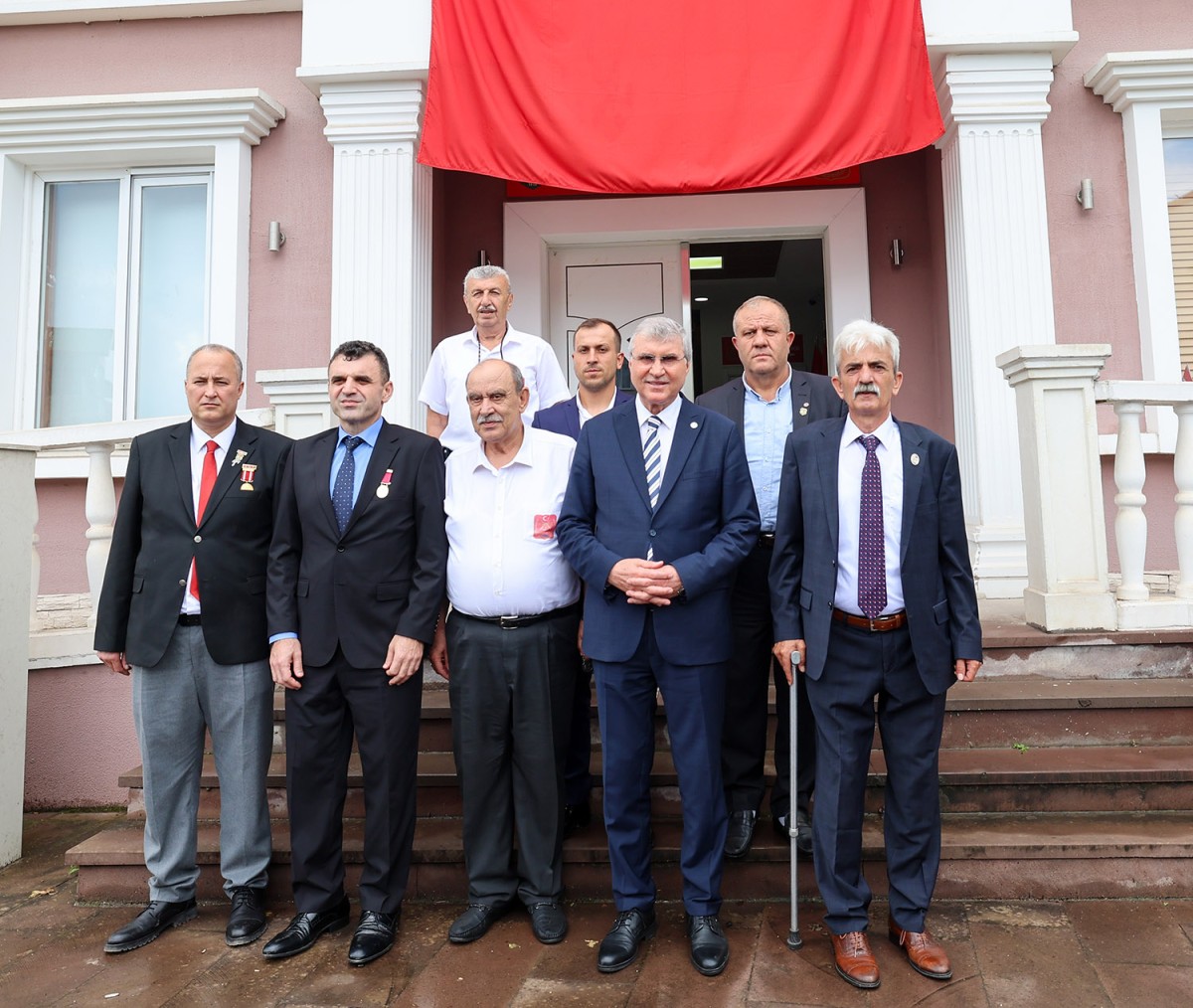 Ekrem Yüce ''Şehit yakınları ve gazilerimizin her zaman yanındayız''