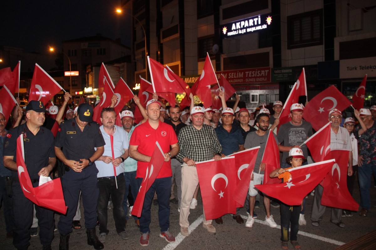 Ferizli, 15 Temmuz Demokrasi ve Milli Birlik Günü'nü Coşkuyla Kutladı