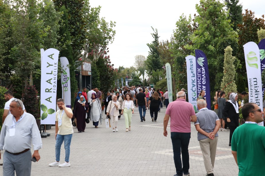 PSB Anatolia Uluslararası Peyzaj, Süs Bitkileri, Bahçe Sanatları ve Ekipmanları Fuarı sürüyor