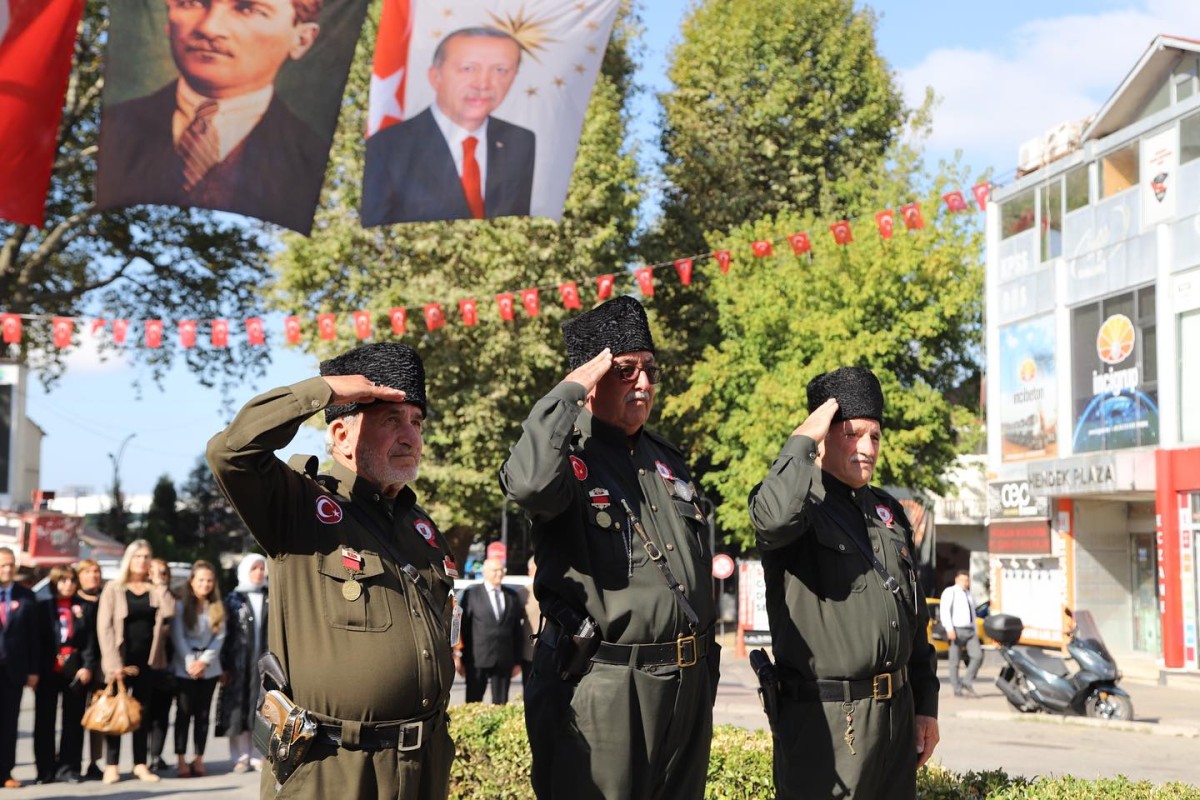 Gaziler Günü Hendek'te Törenle Kutlandı