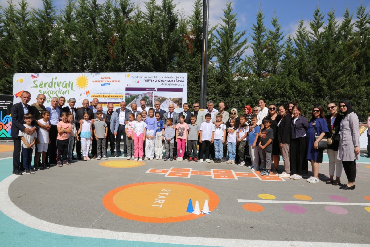 Çocuk Dostu Oyun Sokağı Serdivan’da Açıldı