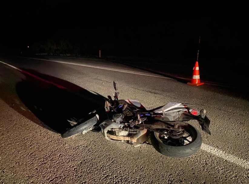 Taraklı'da devrilen motosikletin sürücüsü yaralandı
