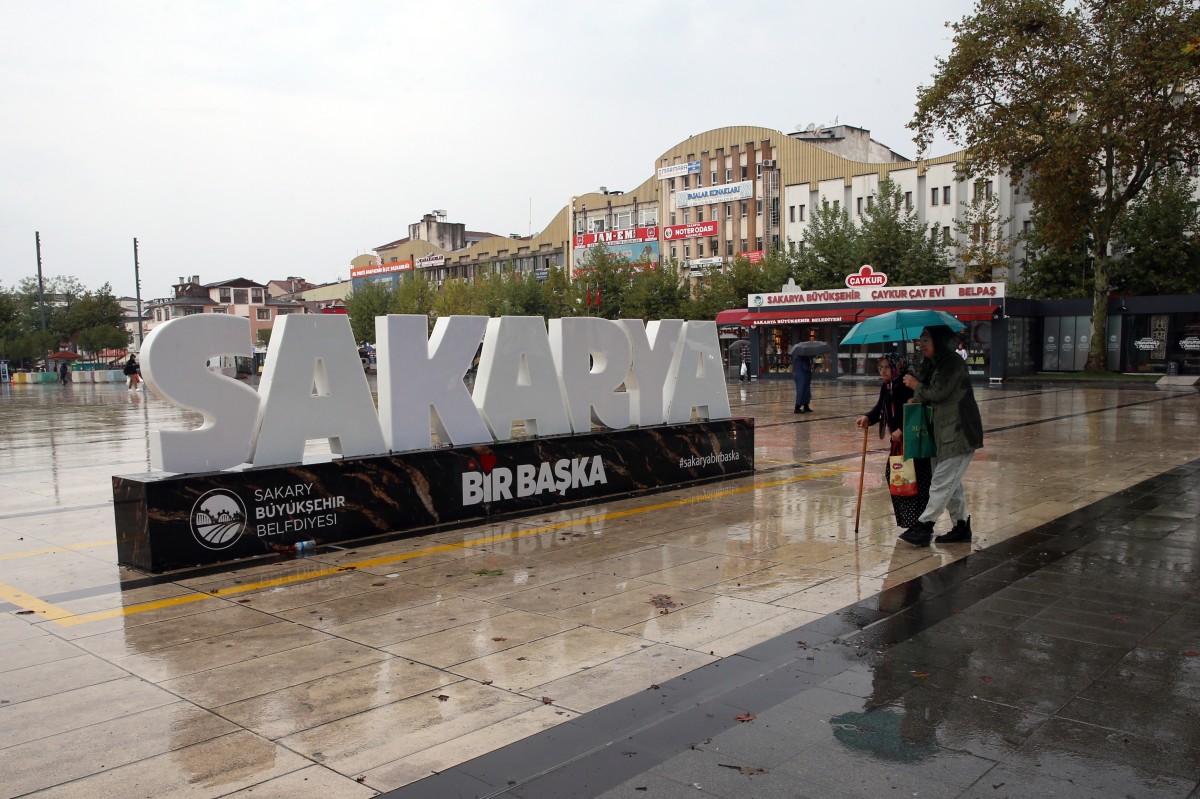 Türkiye'yi sıcak ve yağışlı bir bahar bekliyor