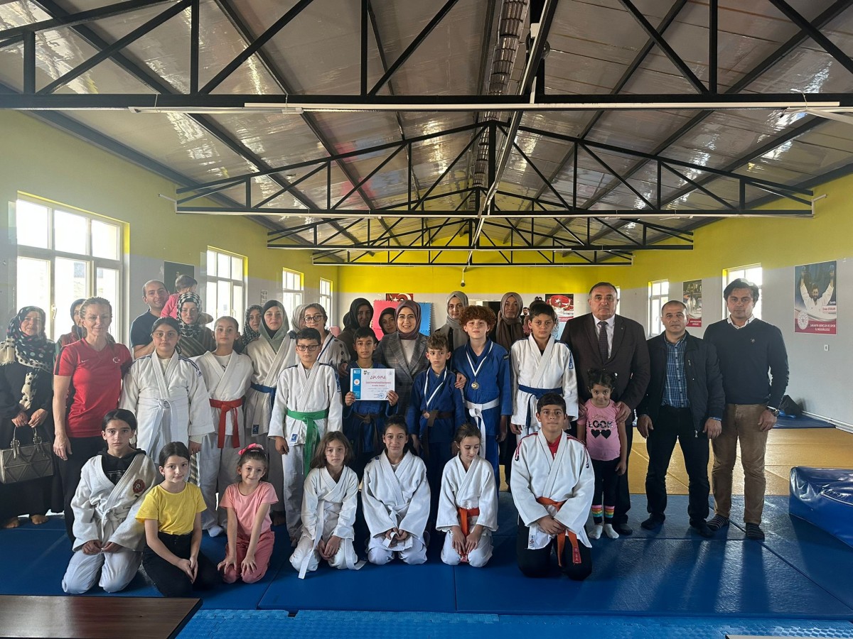 Kübra BAKA KILIÇ Judocuları Tebrik Etti