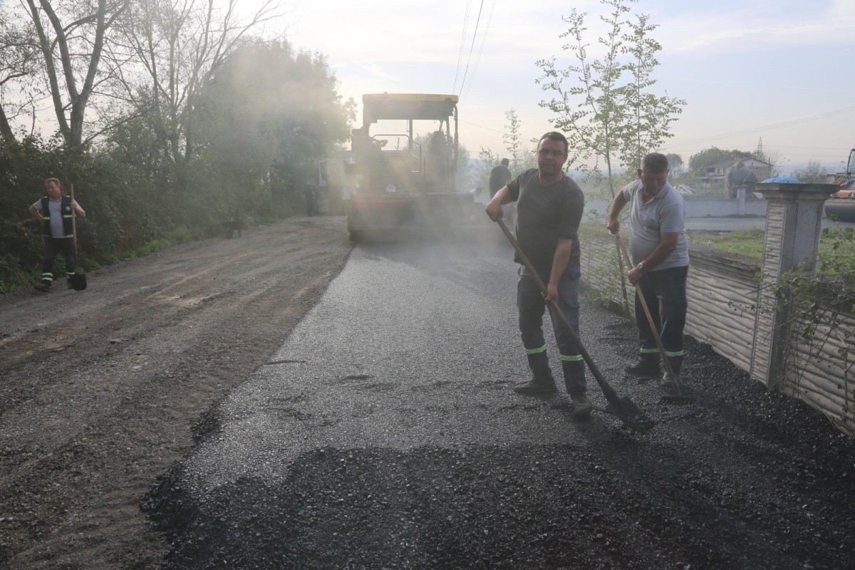 Serdivan’da Asfalt Çalışmaları Son Hız Devam Ediyor