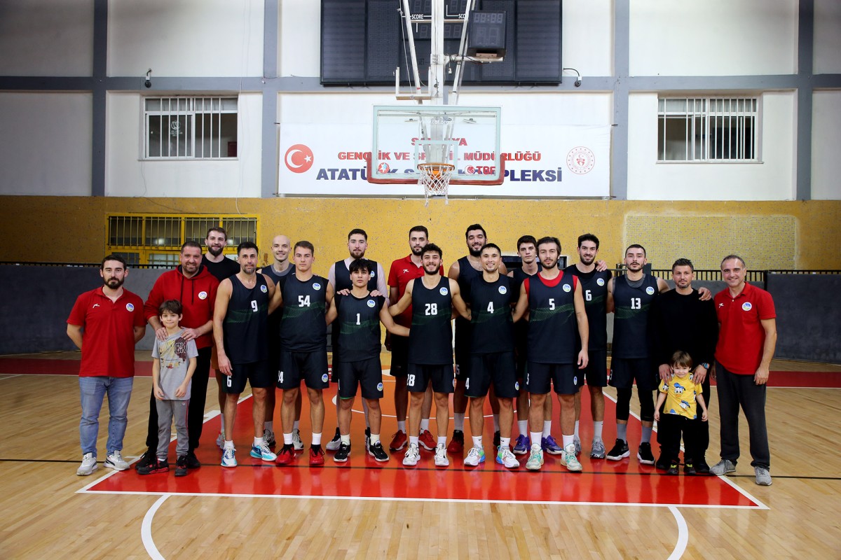 Sakarya Büyükşehir Basket Farklı Kazandı