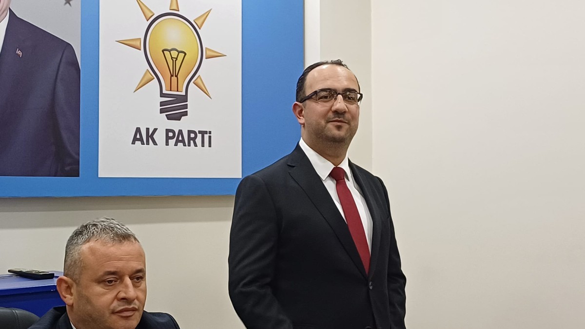 Doç. Dr. Furkan Beşel Serdivan Belediye Başkanlığı aday adaylığına başvurdu