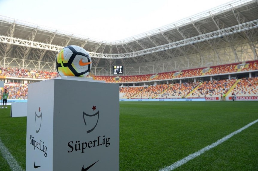 Futbolda Süper Lig ve 1. Lig yayın ihalesi için dokümanların alınma süreci başladı