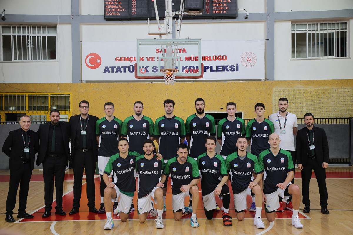 Sakarya Büyükşehir basket ilk yarının son maçına İstanbul’da çıkıyor