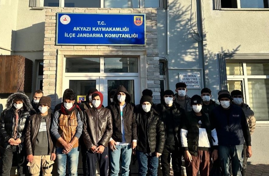 Sakarya'da 31 düzensiz göçmen yakalandı
