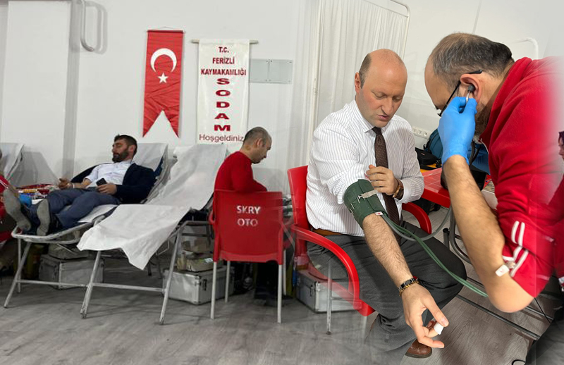 Ferizli Kaymakamı Balcı'dan kan bağışı kampanyasına destek