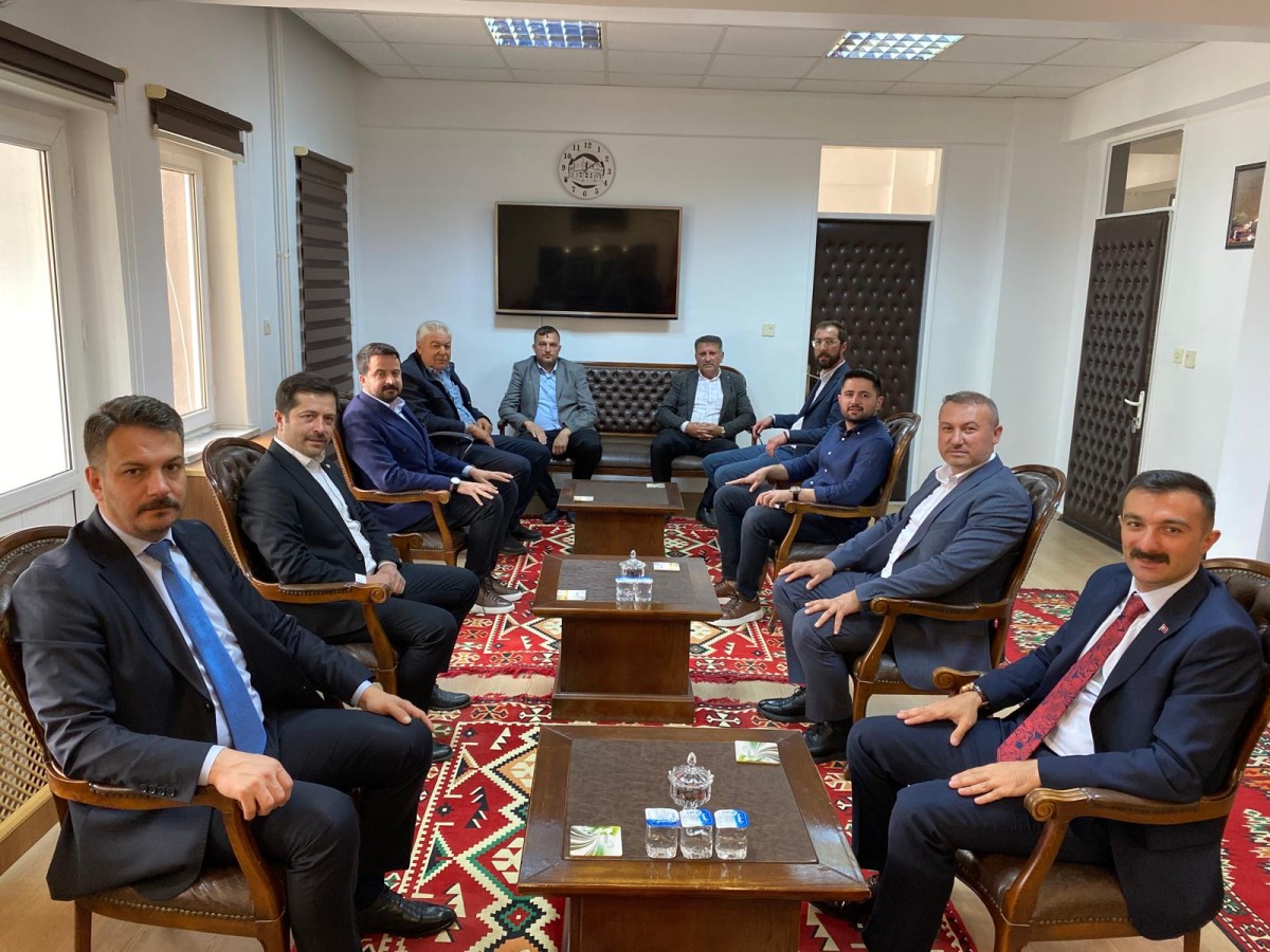 Taraklı Belediye Başkanı Pilavcı'dan Kaymakam Serttaş'a ziyaret