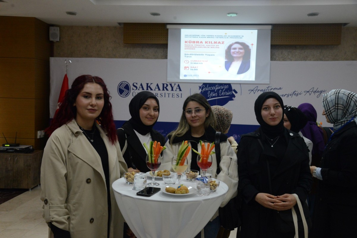 Türkiye’de Bir İlk: İş Hayatında Kadın Mikro Yeterlilik Programı