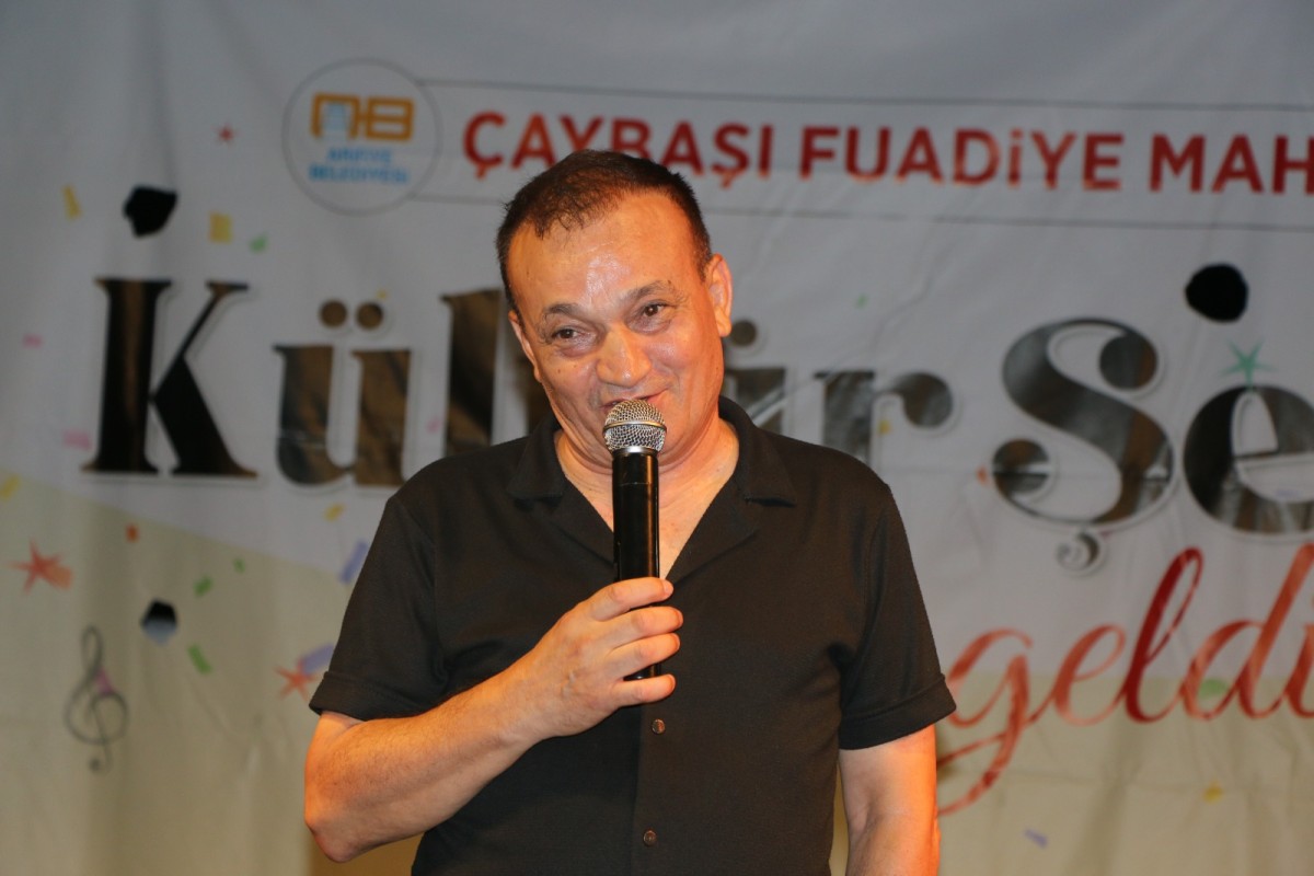 Adnan Yılmaz, Çaybaşı Fuadiye Kültür Şenliği'nde gönüllere taht kurdu
