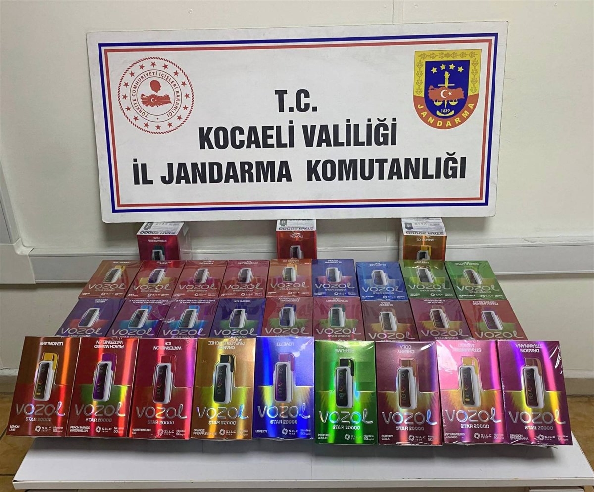 2 bin 500 kaçak parfüm ve 300 elektronik sigara ele geçirildi