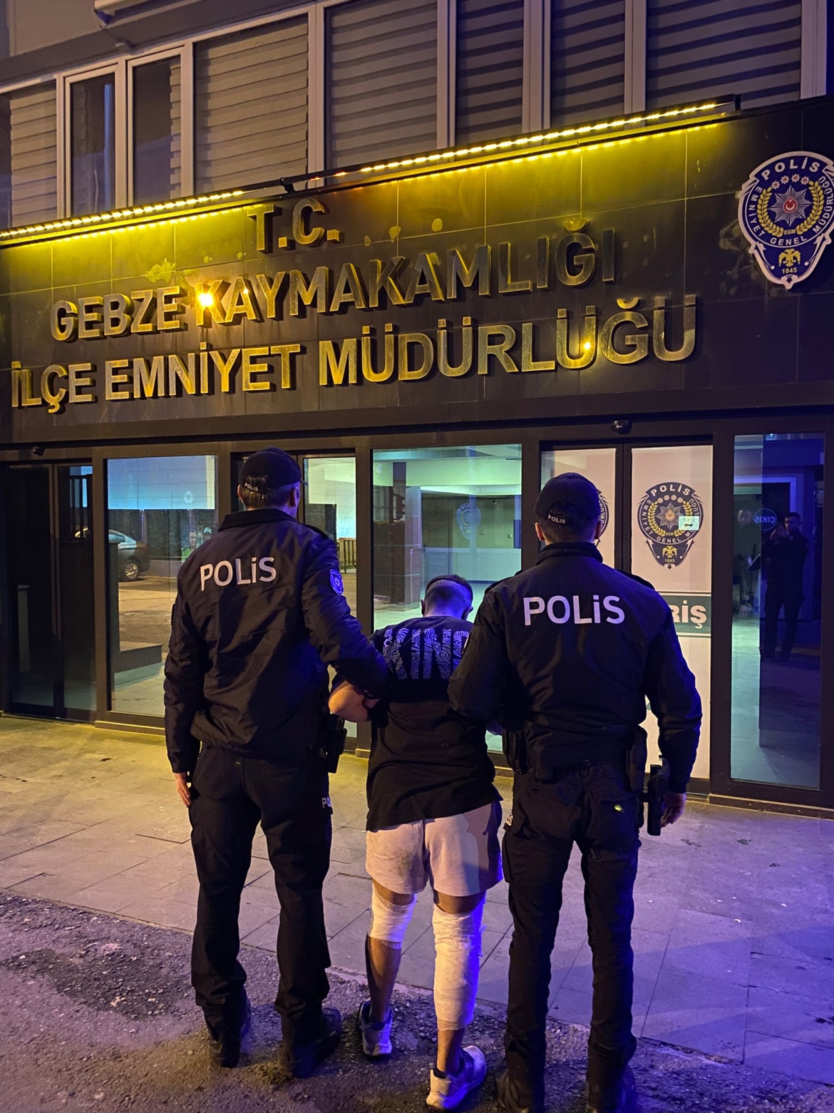 17 yıl 11 ay kesinleşmiş hapis cezasıyla aranan hükümlü yakalandı