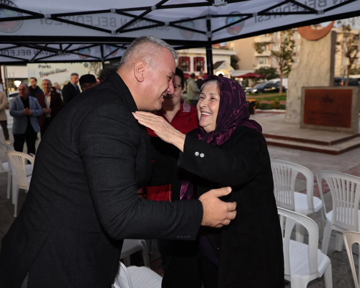 Serdivan'da Bilge Kral Aliya İzzetbegoviç Anıldı