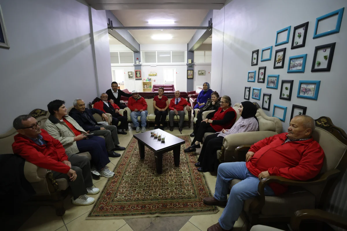 Sakarya'da huzurevi sakinleri sanat ve sporla zamanlarını değerli kılıyor