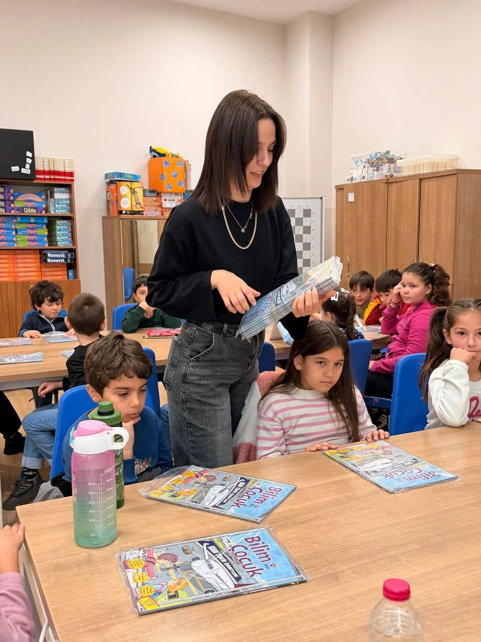 Minikler bilimin gizemli dünyasında yolculuk yaptı