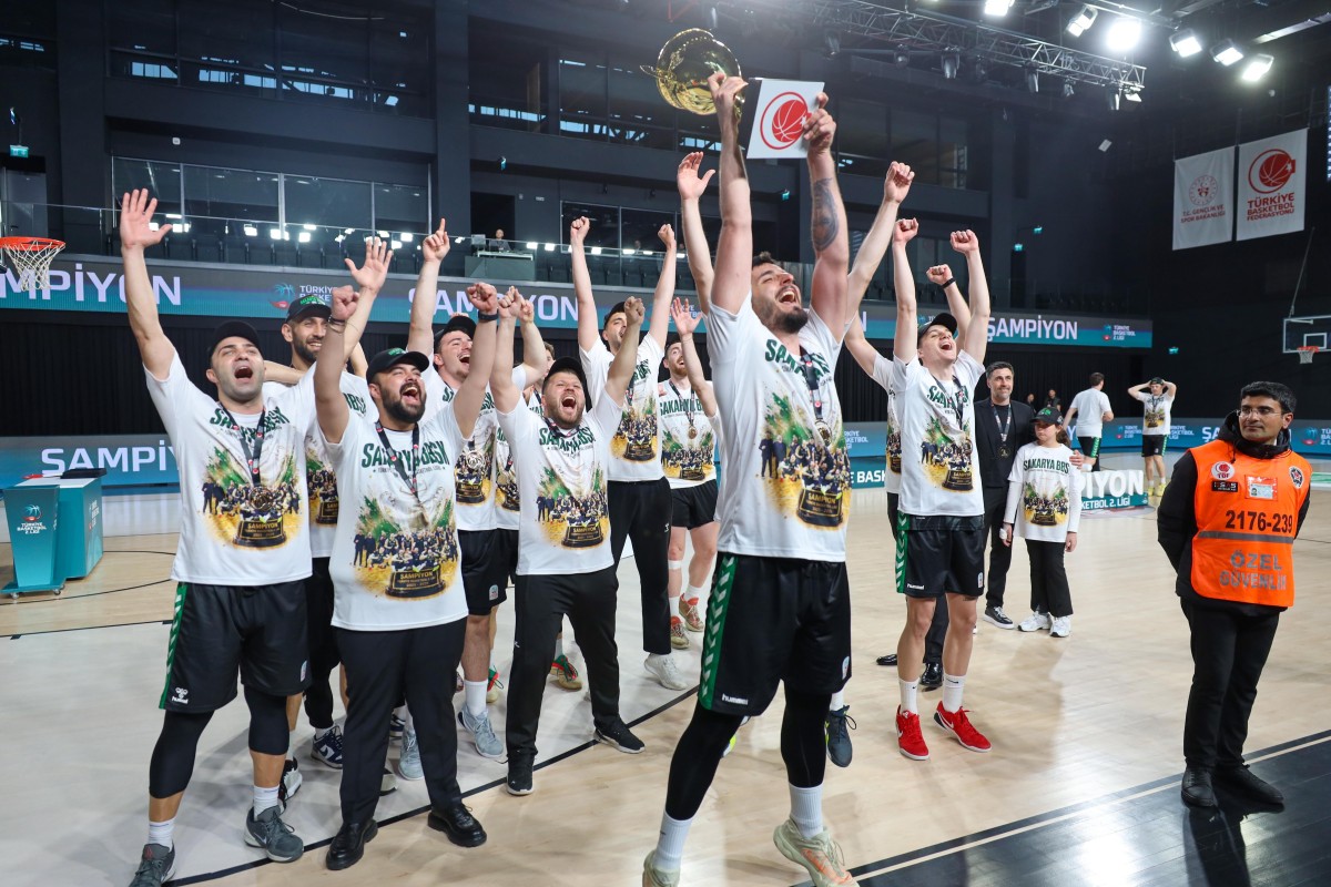 Sakarya Büyükşehir Basketbol Şampiyon Oldu