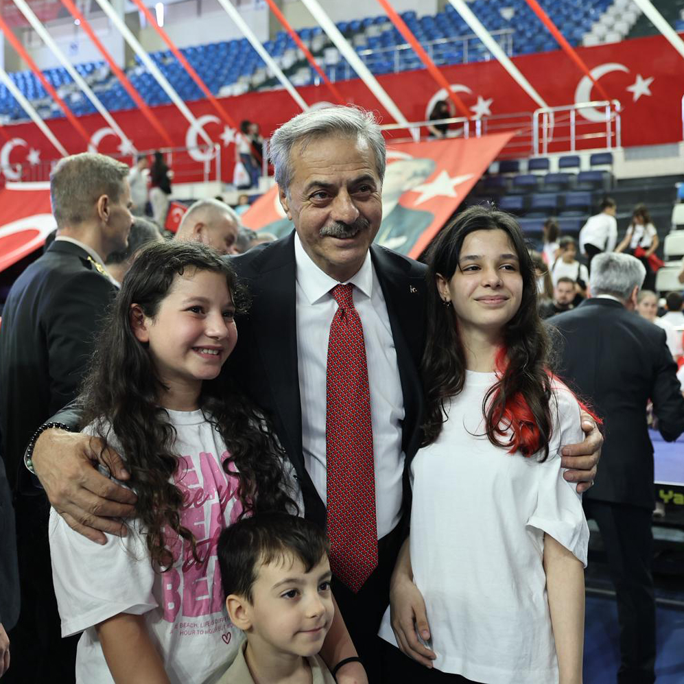 Yusuf Alemdar “Sporla, sanatla ve eğitimler iç içe büyüyen bir gelecek için…”