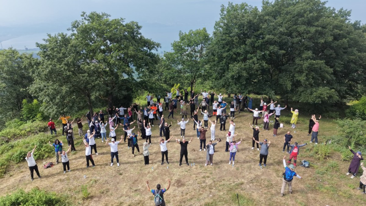 Serdivan’da Doğayla İç İçe Yürüyüş: Kırcaali - Manda Göleti Rotası Geçildi