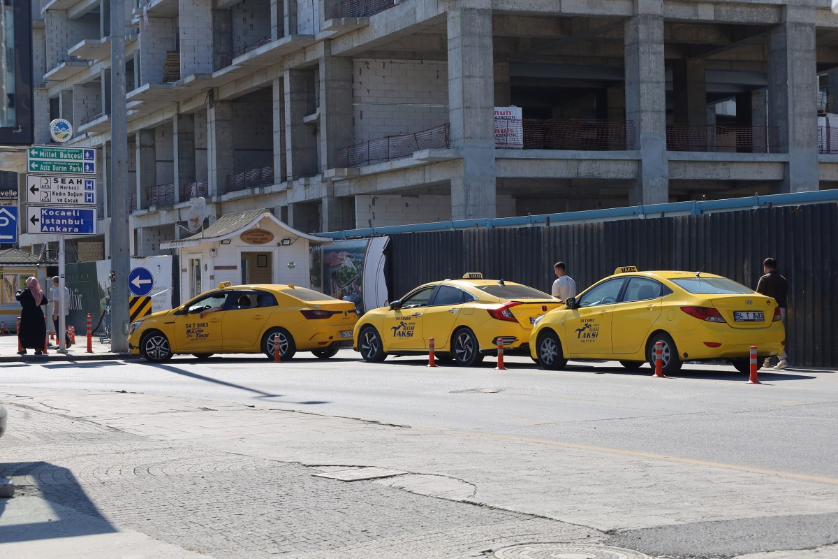 Sakarya'da taksi durakları tek tıkla görülebilecek