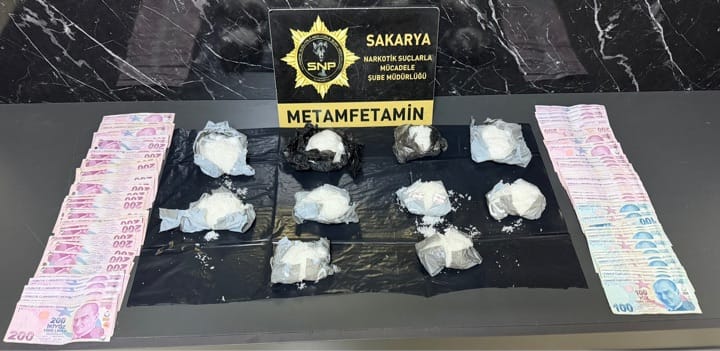 Sakarya'da uyuşturucu operasyonunda 3 şüpheli yakalandı