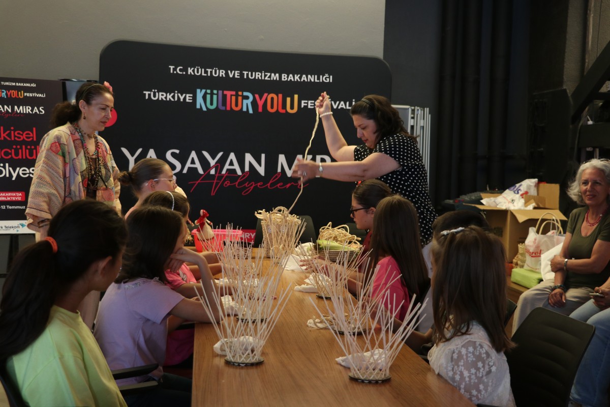 Sakarya Kültür Yolu Festivali sanatsal etkinliklerle devam ediyor