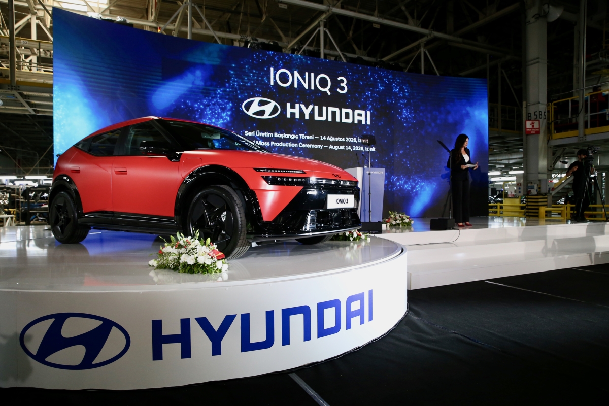 Hyundai Motor Türkiye ilk elektrikli aracı IONIQ 3'ün seri üretimine başladı