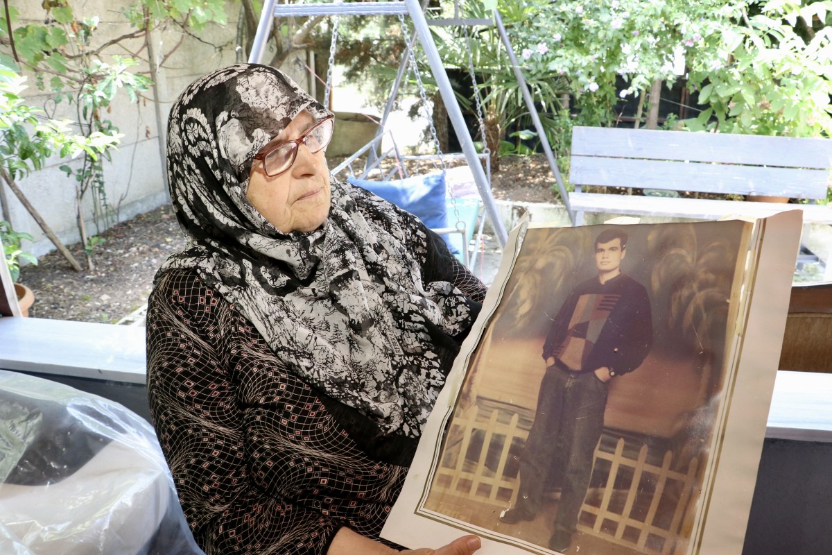 Marmara Depremi'nde kaybettiği oğlu ve gelininin acısını 27 yıldır yüreğinde hissediyor