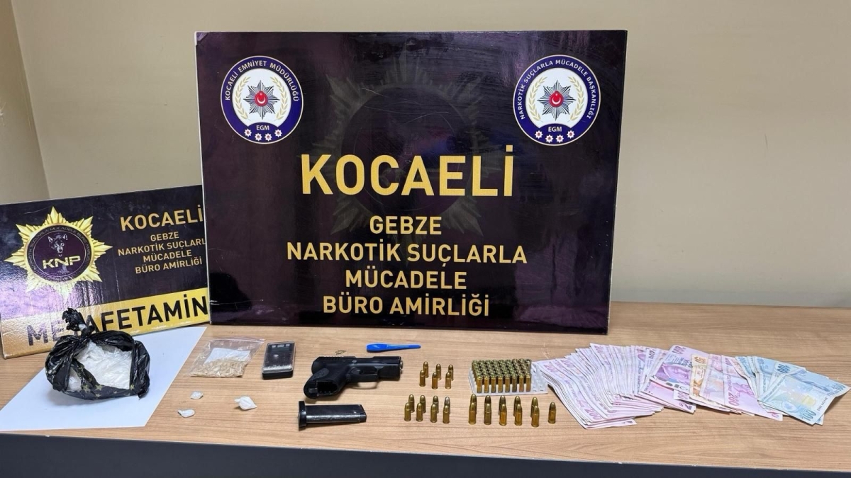 Kocaeli'de uyuşturucu operasyonlarında yakalanan 3 zanlı tutuklandı