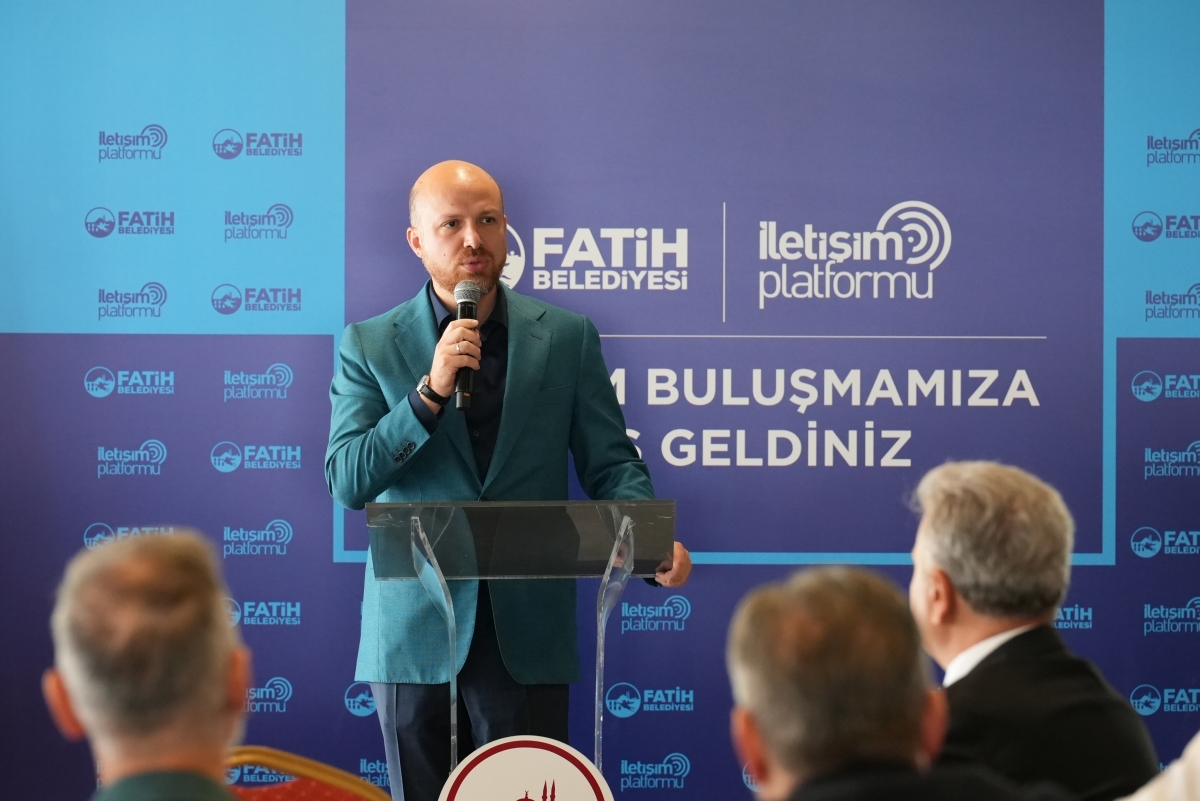 Bilal Erdoğan'dan ″sosyal medya fenomeni hocalar″ eleştirisi