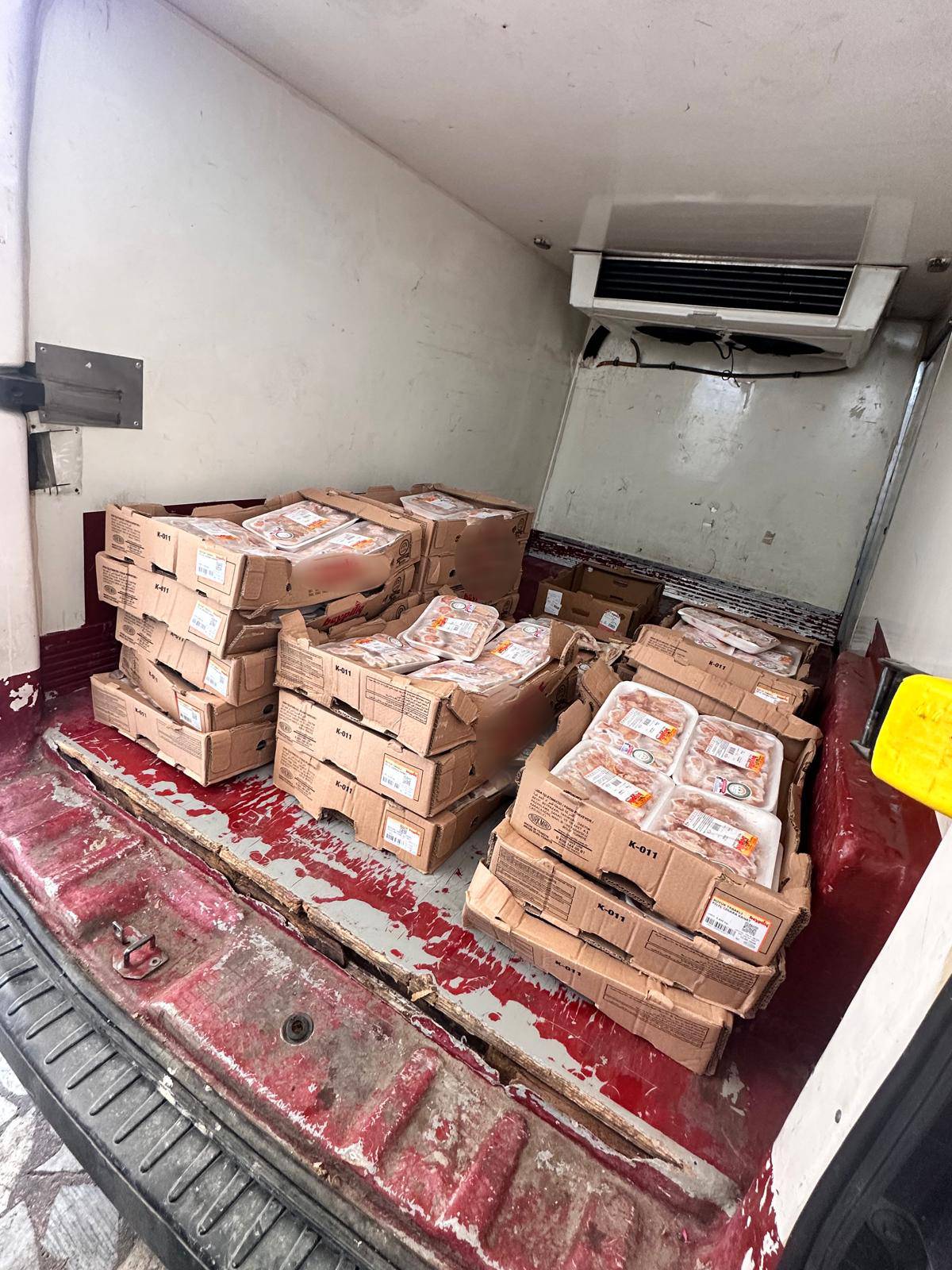 Sakarya'da tarihi geçmiş 140 kilogram tavuk eti imha edildi