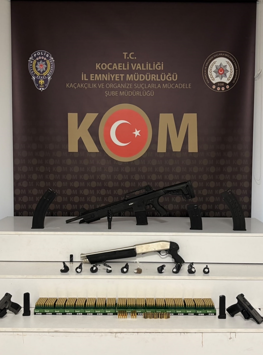 Kocaeli merkezli ″Sokaklar Güvende″ operasyonunda 13 zanlı yakalandı