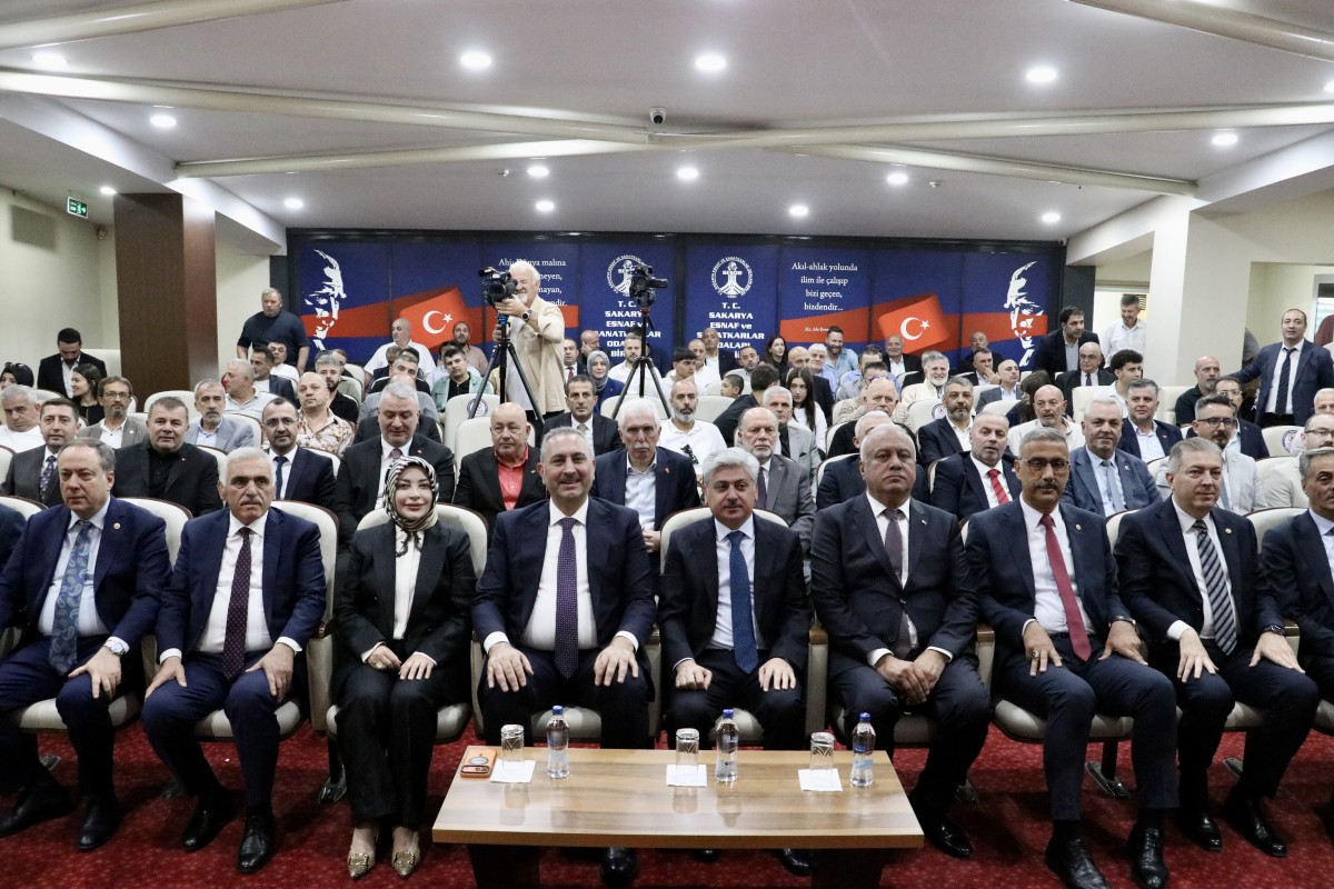 AK Parti Grup Başkanvekili Gül, Sakarya'da 