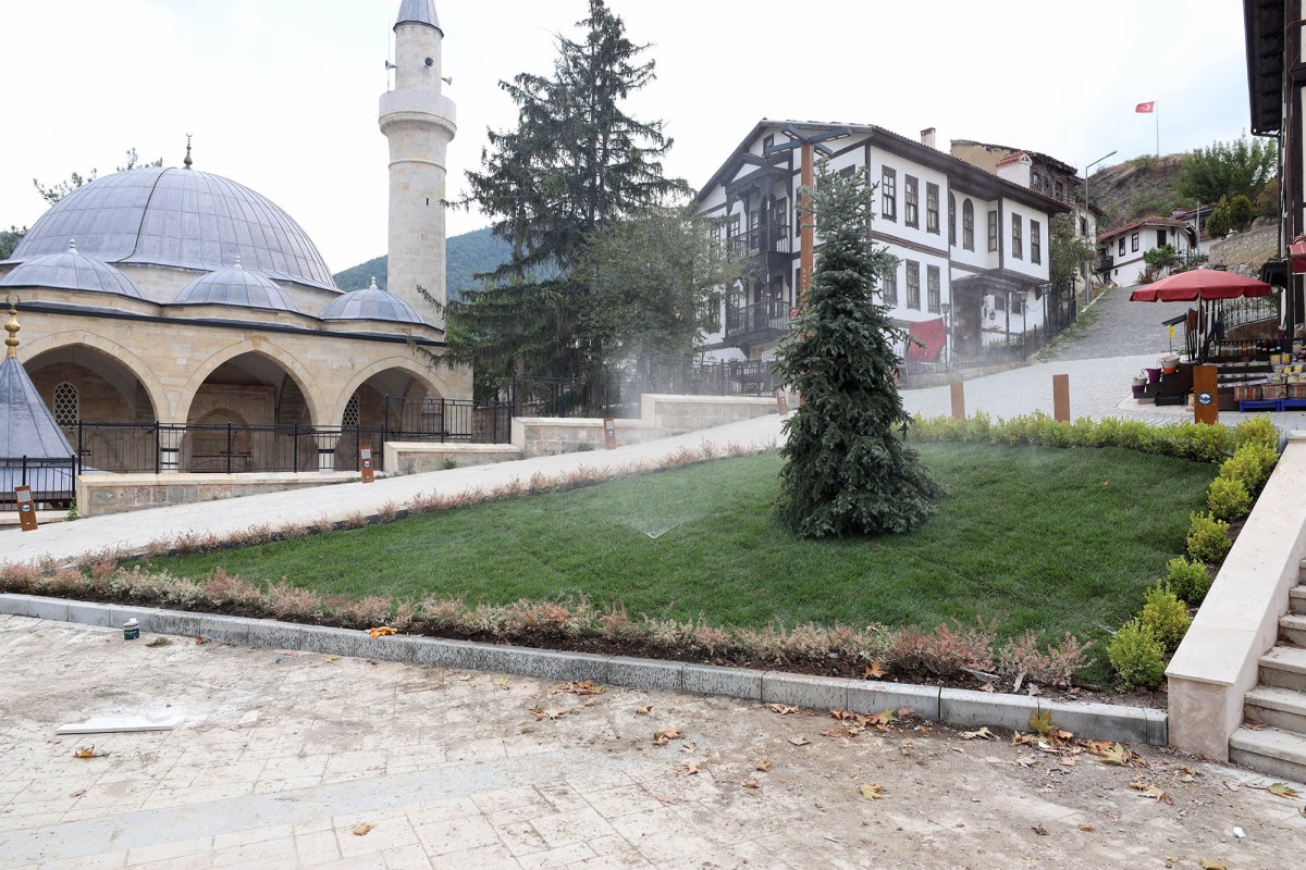 Şehrin turizm rotası Taraklı’da yeni yaşam alanları hızla tamamlanıyor