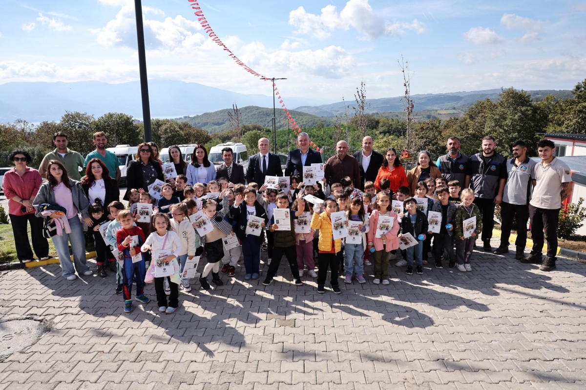 Serdivan’da Miniklerden Can Dostlara Sevgi Dolu Ziyaret