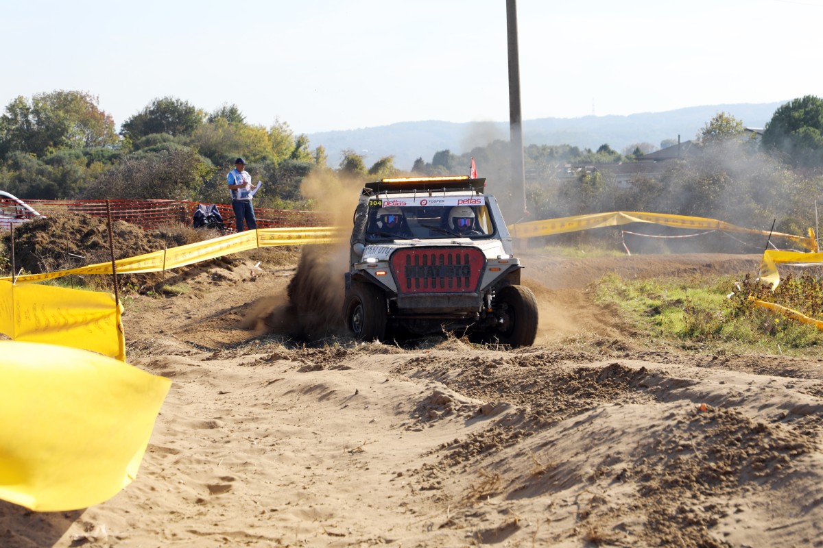 Türkiye Offroad Şampiyonası'nın final ayağında Karasu etabı koşuldu
